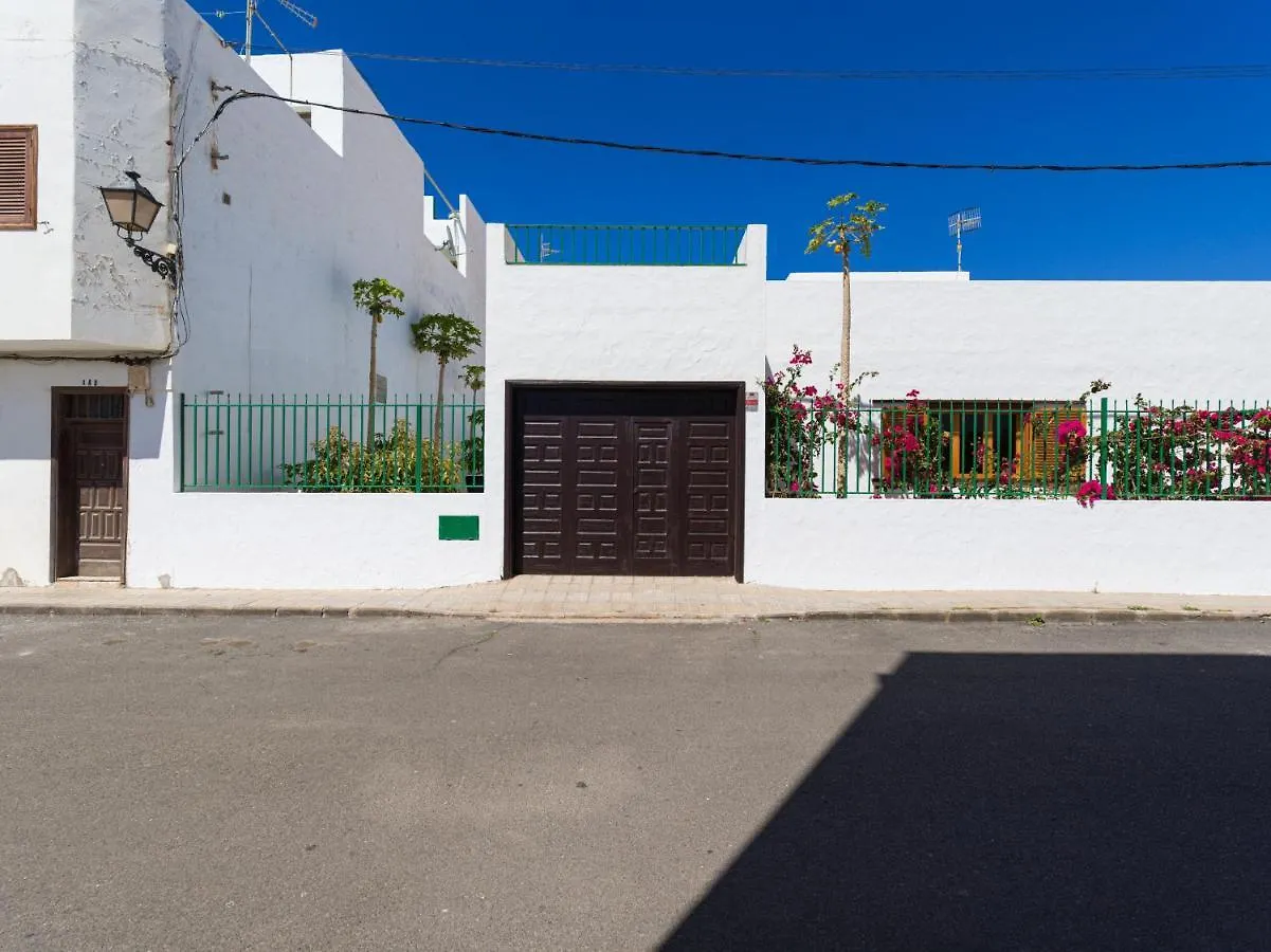 Agaete Pupe Home By Canariasgetaway